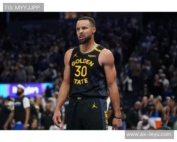 库里罚球表现出色目前13罚12中创下新高上赛季单场纪录为14次